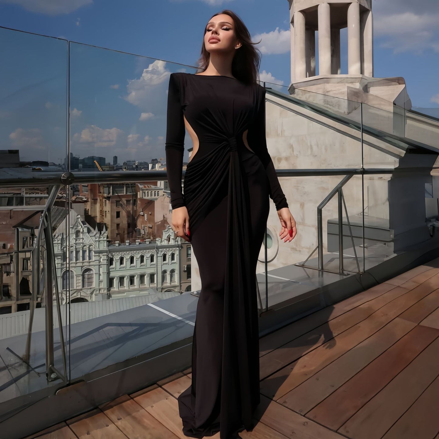 Elegant hollowed out slim fit dress with long sleeves